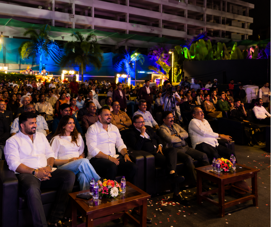 Audience and VIPs seated comfortably at Holystico Day 2026